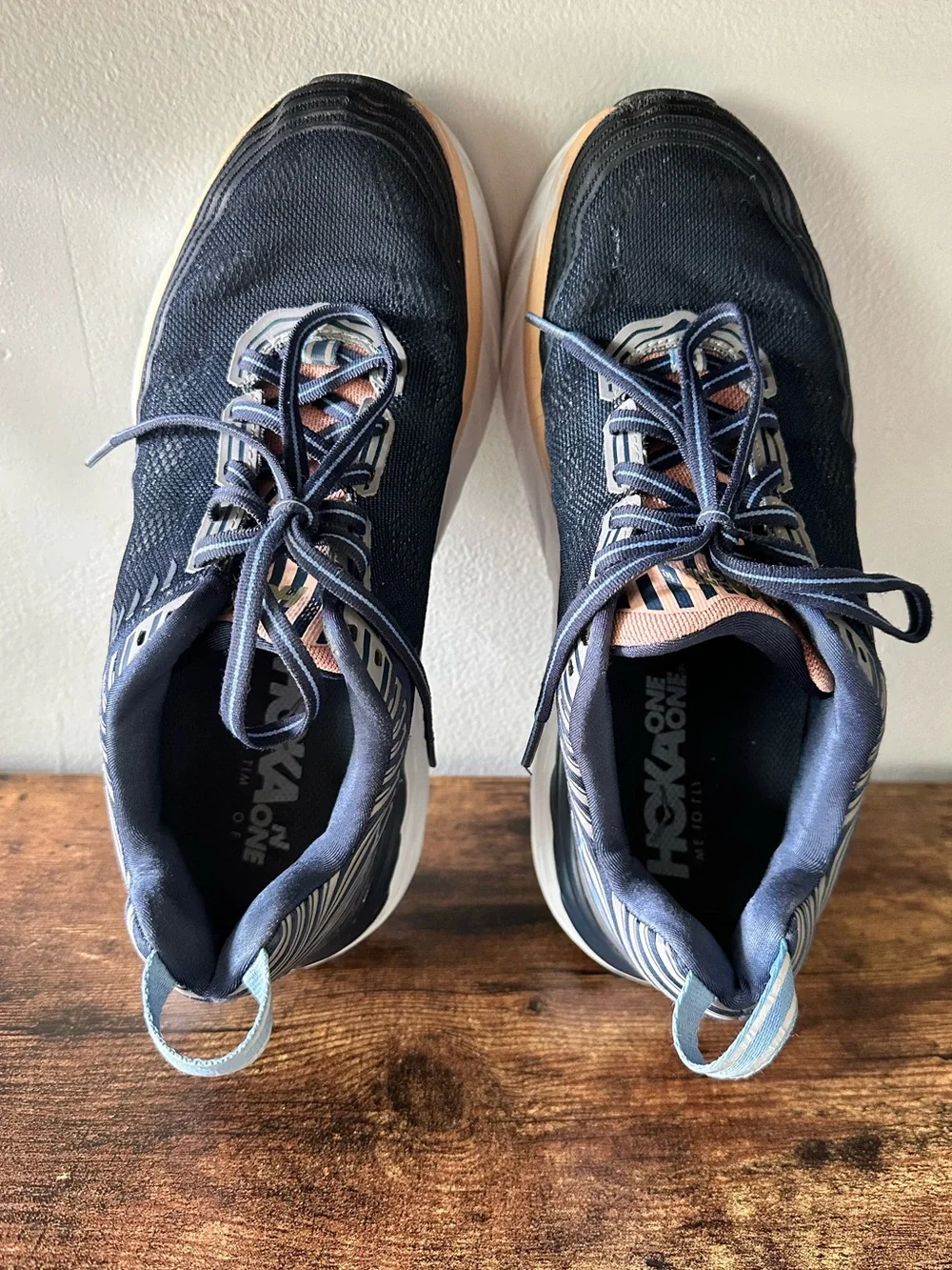 Women’s Hoka Bondi 6 Sz 8.5 - Picture 5 of 9